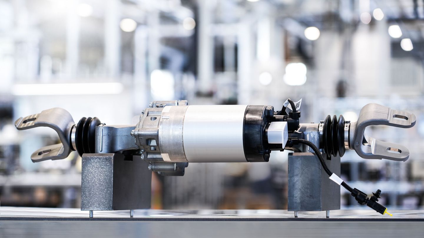 Schaeffler’s rear-wheel steering system is used in cars and light commercial vehicles and belongs to Schaeffler’s “Generate Motion” product family. Photo: Schaeffler